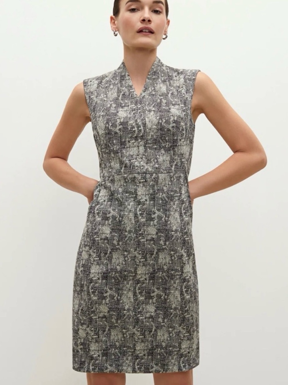 MM Lafleur Aditi in Crackle (8) - Sleeveless Textured Sheath Dress